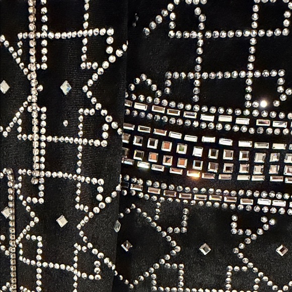 Banjul Black and Silver Patterned Long Sleeve Dress - Picture 4 of 9